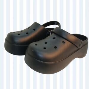 YVO Womens New With Tags Black Imitation (Cr@cs) Clogs - Size: Small (5-6)